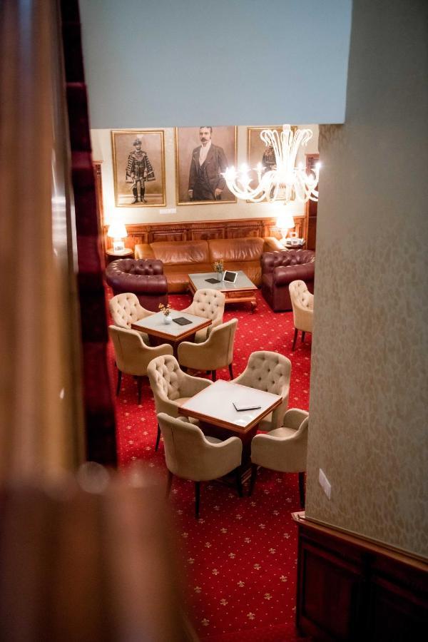 Hotel Kurija Jankovic Lukac Buitenkant foto